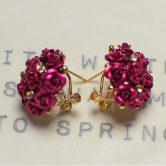 Bouquet of Roses Rhinestones Floral Stud Earrings - Picture 8 of 8